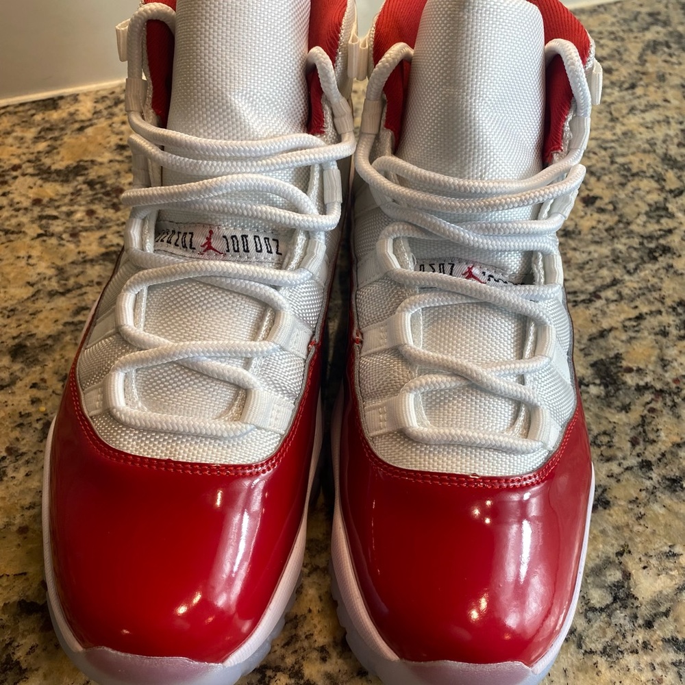 Jordan Cherry 11 Size 13 - Picture 9 of 14